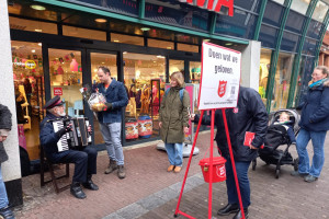 Roos van de maand voor majoor Peter Slingerland