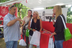 PvdA in actie tijdens AID